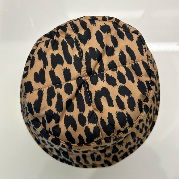 NWT Kate Spade Sam Quilted Bucket Hat - Picture 7 of 7